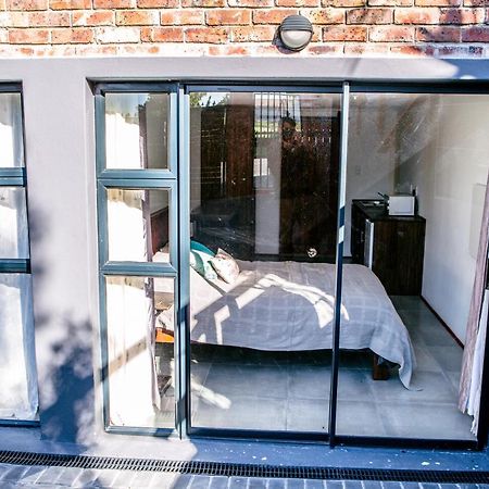 Peaceful 1-Bedroom Flatlet, 10 Min From The Beach Cape Town Exterior photo