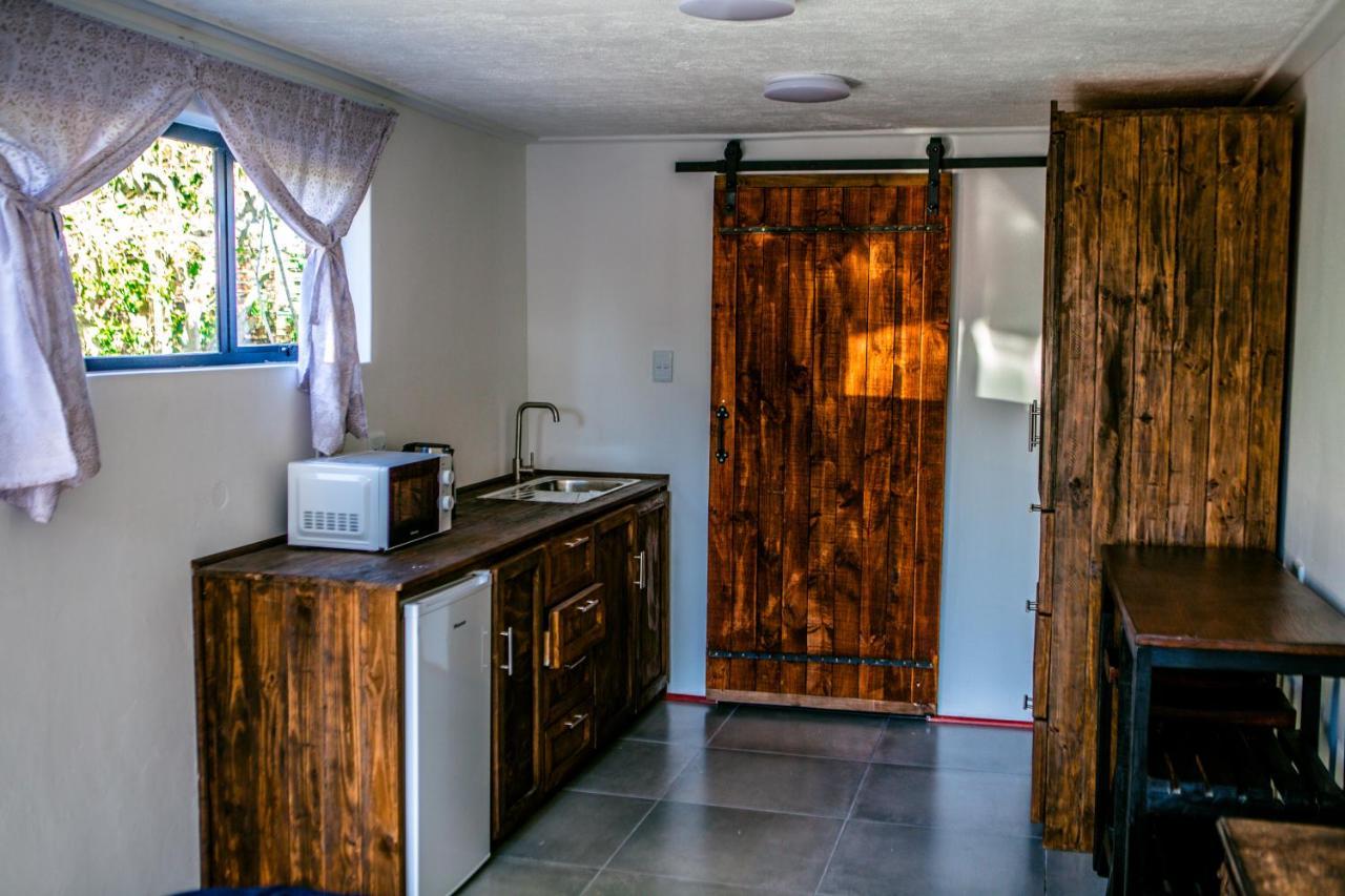 Peaceful 1-Bedroom Flatlet, 10 Min From The Beach Cape Town Exterior photo